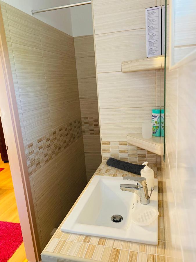 Pandora Pool Apartman Hajdúszoboszló Exteriör bild